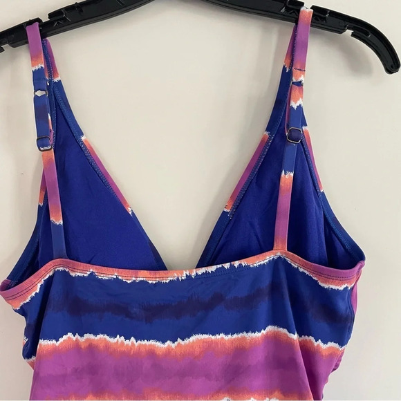 Tommy Bahama one piece striped tie dye ombre patterned swimsuit 11501 - Picture 4 of 10